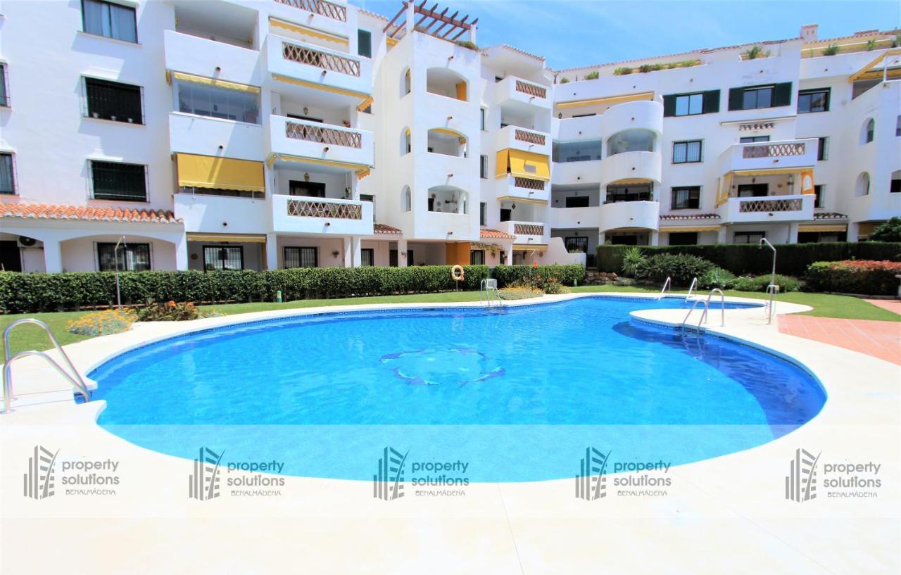 PUEBLO DEL PARQUE 3- Terraza, jardín, barbacoa y piscina Benalmádena Exterior foto