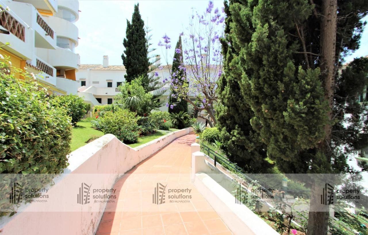 PUEBLO DEL PARQUE 3- Terraza, jardín, barbacoa y piscina Benalmádena Exterior foto